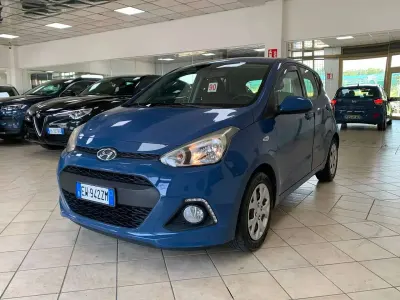 Usata Hyundai i10 Comfort 67 CV (49 kW) 2014 Blu/azzurro Utilitaria
