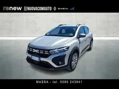 Usata Dacia Sandero Comfort 100 CV (73 kW) 2023 Grigio chiaro Utilitaria
