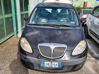 Usata Lancia Musa 69 CV (50 kW) 2007 Marrone Monovolume