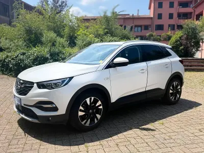 Usata Opel Grandland X Innovation 131 CV (96 kW) 2019 Bianco SUV