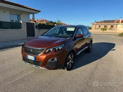 Usata Peugeot 3008 Allure 120 CV (88 kW) 2018 Marrone SUV