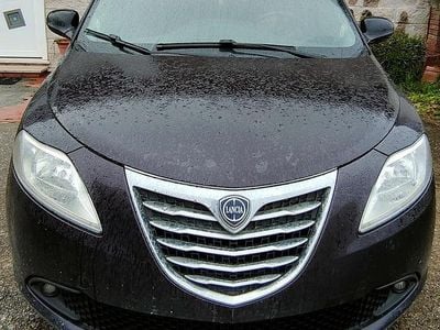 Usata Lancia Ypsilon 85 CV (62 kW) 2014 Utilitaria
