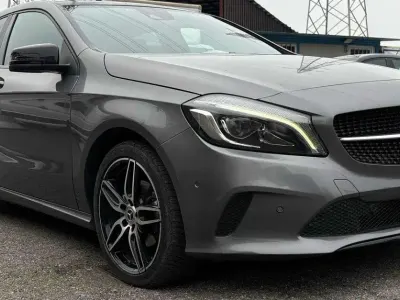 Usata Mercedes A200 Premium 136 CV (100 kW) 2018 Grigio scuro Berlina