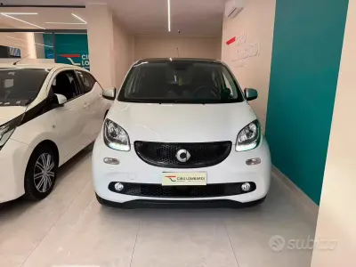 Usata Smart ForFour Passion 71 CV (52 kW) 2019 Bianco Utilitaria
