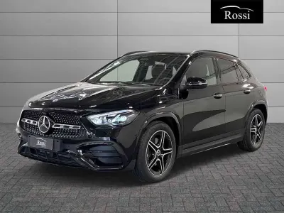 Nuova Mercedes GLA180 116 CV (85 kW) 2026 Nero notte SUV