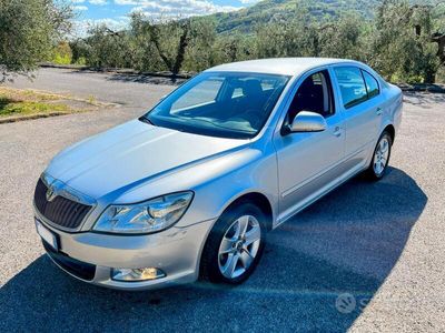 usata Skoda Octavia Berlina 1.6TDi 77Kw 105Cv 5P - 2010