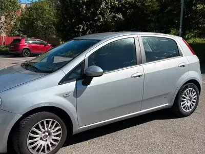 Usata Fiat Grande Punto 95 CV (69 kW) 2008 Grigio Utilitaria