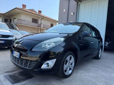 Usata Renault Scénic III Luxe 131 CV (96 kW) 2012 Nero Monovolume