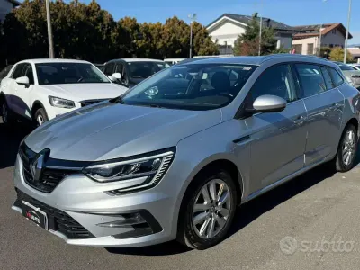 Usata Renault Mégane IV Business 116 CV (85 kW) 2022 Berlina