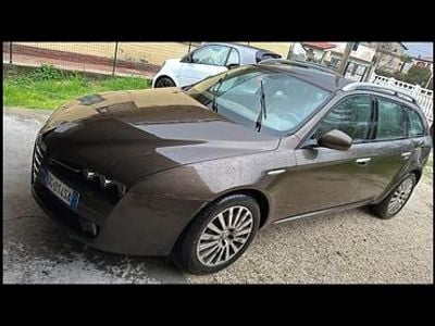 Usata Alfa Romeo 159 Progression 210 CV (154 kW) 2007 Marrone Station wagon