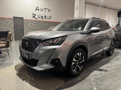 Usata Peugeot 2008 Allure 110 CV (80 kW) 2022 Grigio SUV