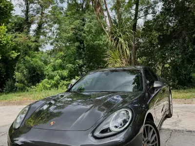 Usata Porsche Panamera