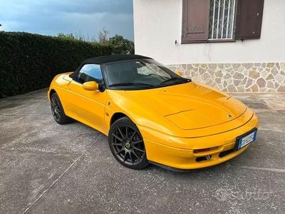 Usata Lotus Elan 136 CV (100 kW) 2000 Giallo Cabrio