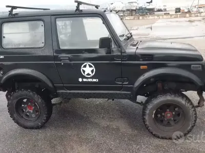 Begagnad Suzuki Samurai 1991 Svart SUV