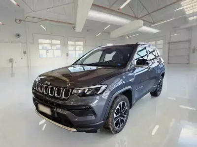 Usata Jeep Compass Limited 131 CV (96 kW) 2021 Grigio SUV