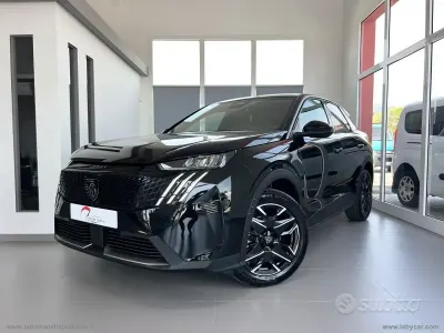 Usata Peugeot 3008 Allure 145 CV (106 kW) 2025 Nero SUV