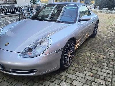 Usata Porsche 911 Carrera Cabriolet 300 CV (220 kW) 1999 Argento Cabrio