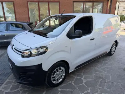 Usata Citroën Jumpy 120 CV (88 kW) 2022 Bianco Monovolume