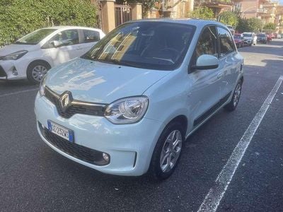 Usata Renault Twingo Zen 60 kW (82 CV) 2021 Blu/azzurro Utilitaria