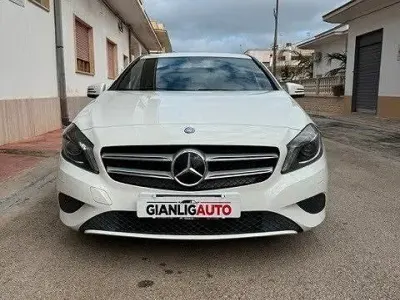 Usata Mercedes A180 Executive 109 CV (80 kW) 2013 Bianco Berlina