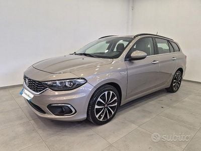 Occasion Fiat Tipo Lounge 120 ch (88 kW) 2018 Beige Break