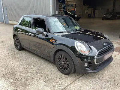 Usata Mini ONE 75 CV (55 kW) 2017 Nero Utilitaria