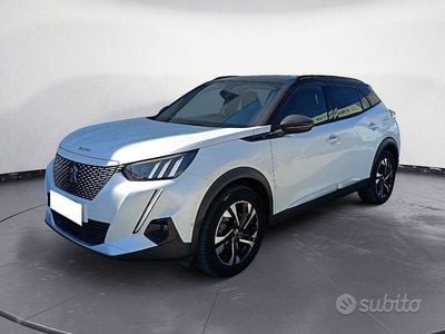 Usata Peugeot e-2008 GT-line 100 kW (136 CV) 2020 Bianco SUV
