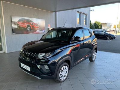 Nuova Mahindra KUV100 2025 Nero SUV