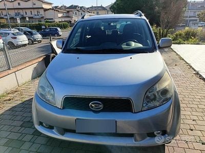 Usata Daihatsu Terios 105 CV (77 kW) 2009 Grigio SUV