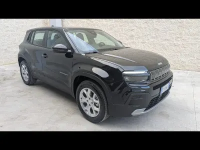 Usata Jeep Avenger EV Altitude 61 kW (84 CV) 2024 Nero SUV