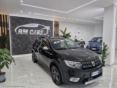 Usata Dacia Sandero Stepway 90 CV (66 kW) 2018 Nero Utilitaria