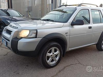 Usata Land Rover Freelander S 111 CV (81 kW) 2004 Grigio SUV