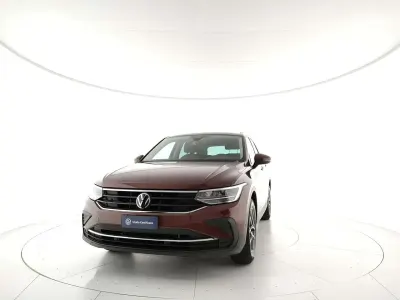 Usata VW Tiguan Life 150 CV (110 kW) 2022 Ginger brown metallizzato SUV