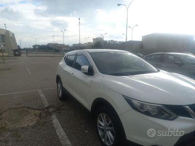 Usata Nissan Qashqai 110 CV (80 kW) 2015 Bianco SUV