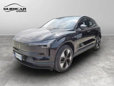 Usata Volvo EX30 Core 75 kW (102 CV) 2024 Nero SUV