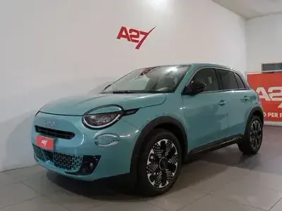 Usata Fiat 600 La Prima 145 CV (106 kW) 2025 Verde SUV