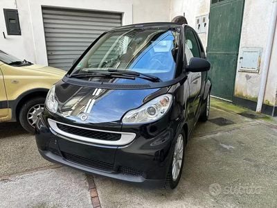 Usata Smart ForTwo Cabrio Pure 71 CV (52 kW) 2009 Nero Cabrio