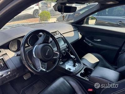 Usata Jaguar E-Pace 150 CV (110 kW) 2019 Grigio SUV