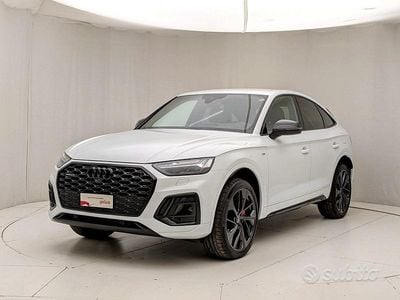 Usata Audi Q5 Sportback Ambiente 367 CV (269 kW) 2024 Bianco ghiacciaio metallizzato SUV