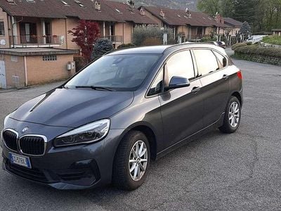 Usata BMW 216 Active Tourer Luxury Line 116 CV (85 kW) 2021 Grigio Monovolume