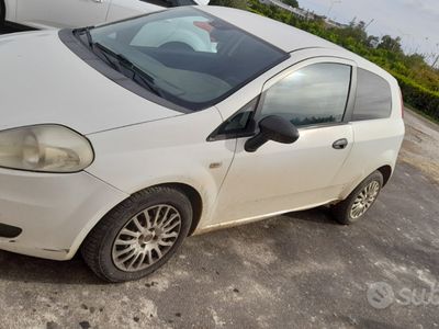 usata Fiat Punto Grande Punto 1.3 MJT 75 CV 3 porte