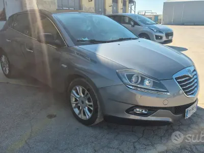 Usata Lancia Delta Gold 120 CV (88 kW) 2012 Grigio Utilitaria