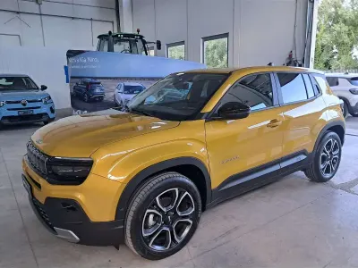 Usata Jeep Avenger Summit 101 CV (74 kW) 2025 Giallo SUV