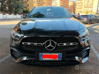 Usata Mercedes GLA180 109 CV (80 kW) 2021 Nero SUV