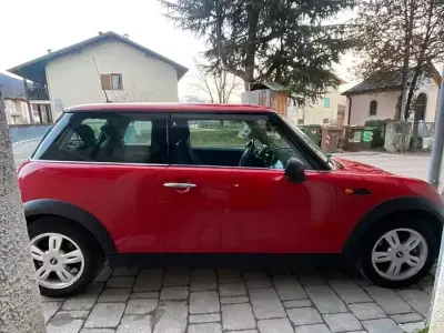 Usata Mini ONE 90 CV (66 kW) 2006 Rosso Utilitaria