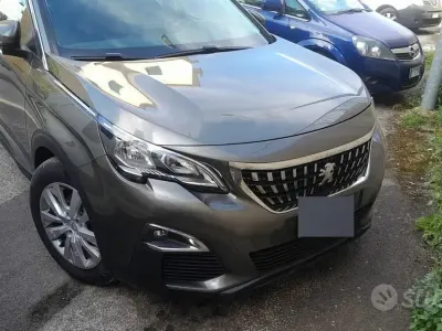 Usata Peugeot 3008 120 CV (88 kW) 2017 SUV