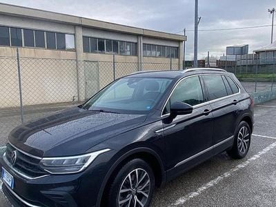 Usata VW Tiguan 150 CV (110 kW) 2020 Nero SUV