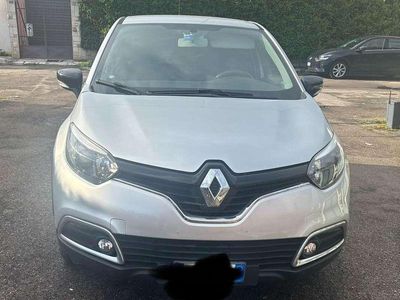 Usata Renault Captur Zen 90 CV (66 kW) 2017 Argento SUV