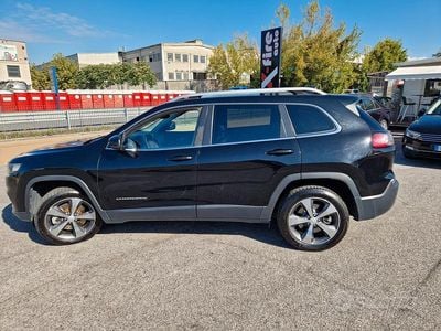Usata Jeep Cherokee Overland 195 CV (143 kW) 2019 Nero SUV