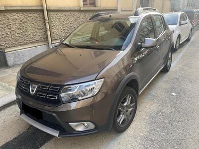 Usata Dacia Sandero 90 CV (66 kW) 2018 Marrone Utilitaria